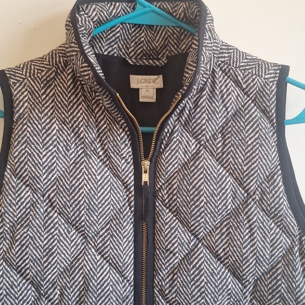 J.Crew Excursion Quilted Puffer Vest XS Black White Herringbone 90s Old Money - Picture 3 of 8